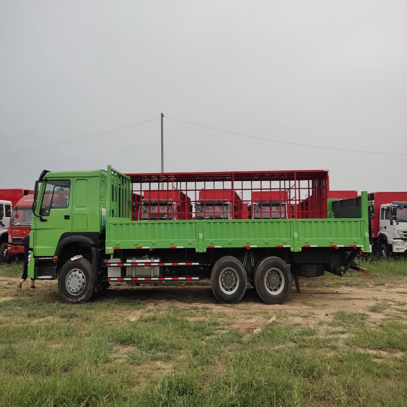 ساينو تراك هووا 10 عجلات شاحنة بضائع مسطحة